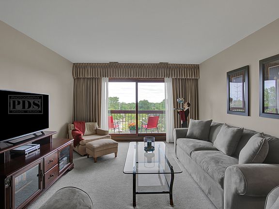 5th image of 8101 W Courte Dr APT 504