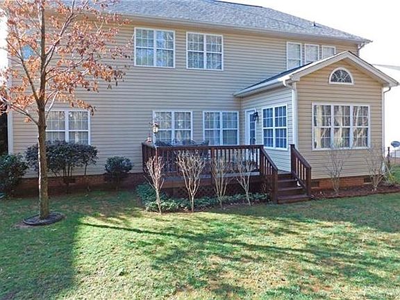 3rd image of 14829 Dunbeth Dr