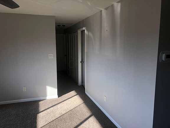 4th image of 6318 Roselawn Ave