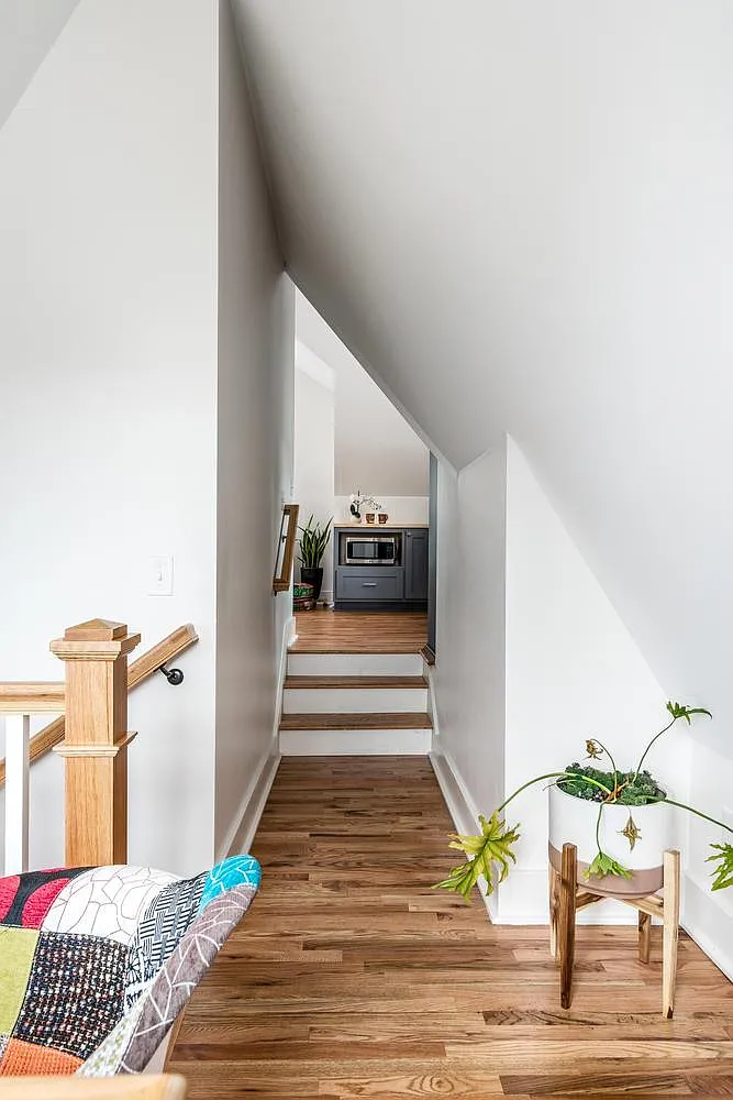 Studio, 650 sqft, $2,100 — Photo 3