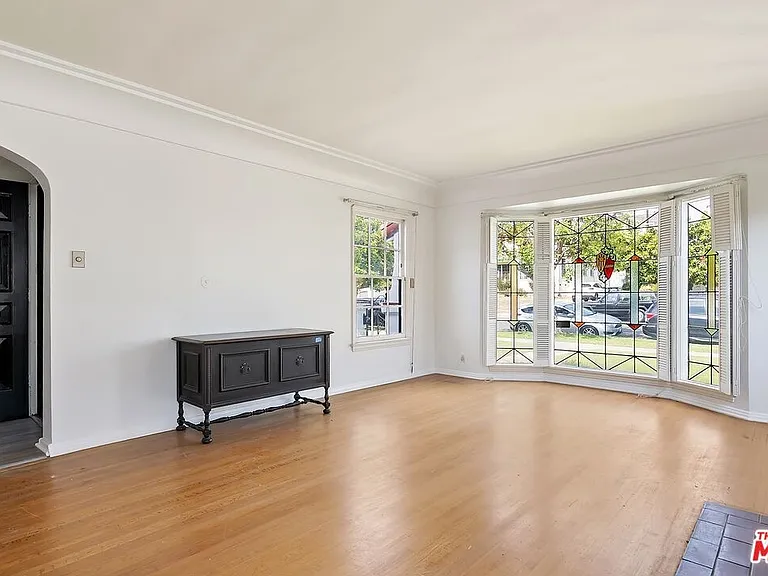 1844 S Wooster St — Photo 9