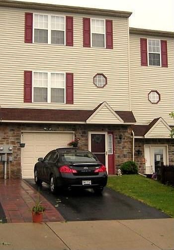 1st image of 7274 Lincoln Ct