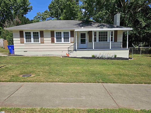 3rd image of 51 Holmes Dr