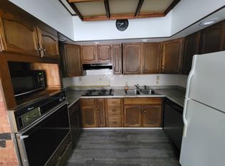 931 E 6th St #1, Duluth, MN 55805