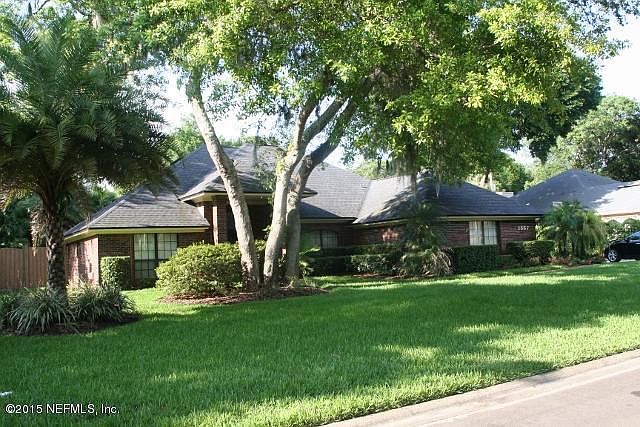 1st image of 1367 N PLANTATION OAKS Drive
