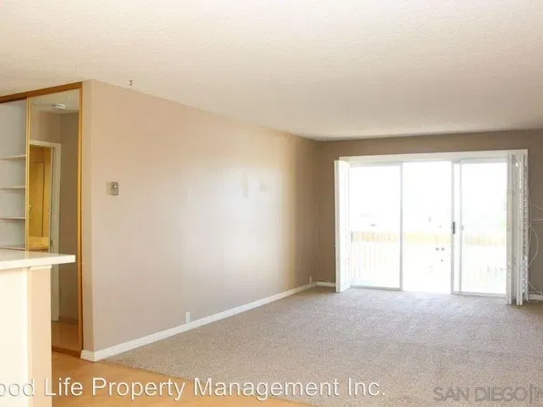 1855 Diamond St Unit 5-211, San Diego, CA 92109