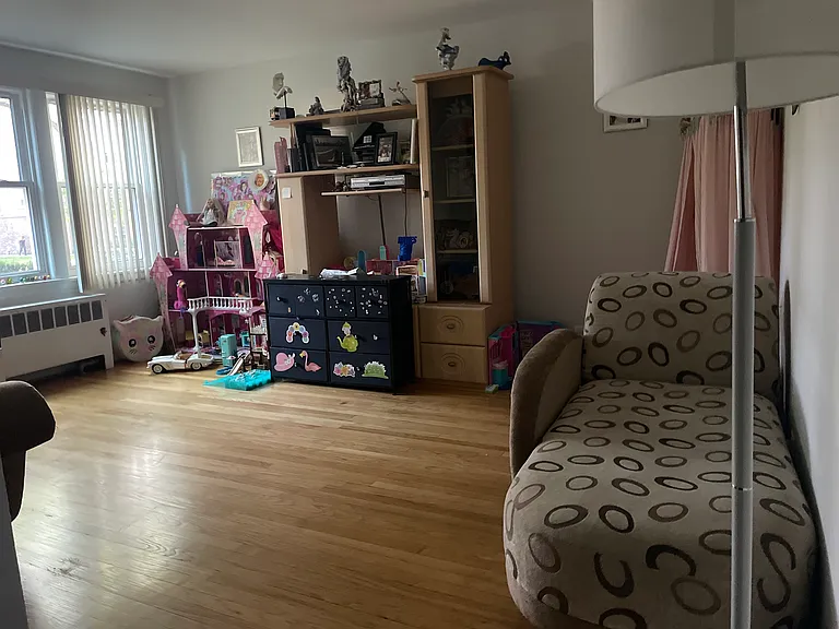 1326 Brummel St #1E — Photo 9