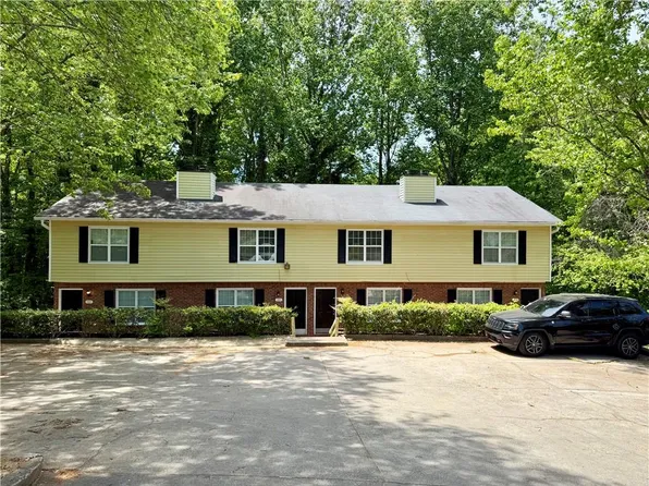 3123 Destin Cir, Snellville, GA 30078