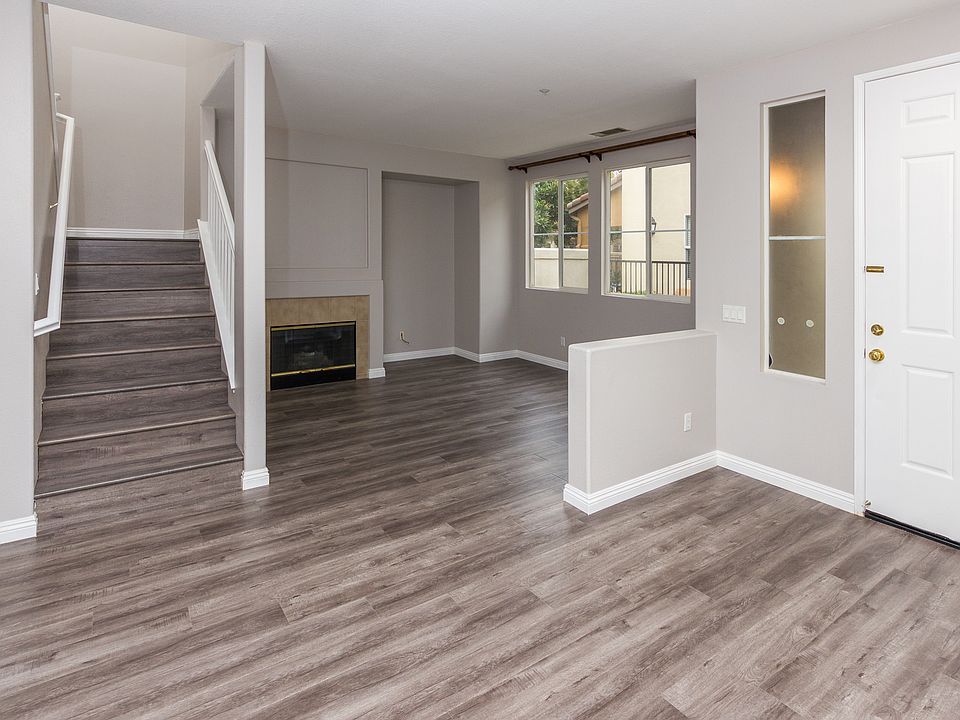 1st image of 14 Willowdale #123