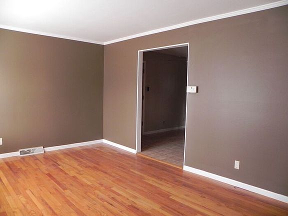 5th image of 8504 E 114th St
