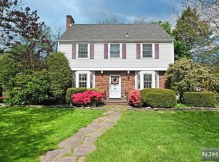 315 Byron Pl, Maywood, NJ 07607