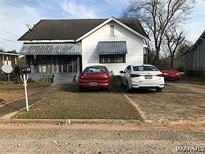 1st image of 710 7th St