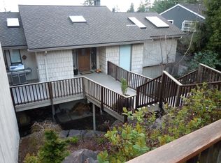4916 157th Ave SE, Bellevue, WA 98006