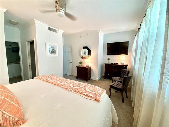 5th image of 326 Moorings Dr