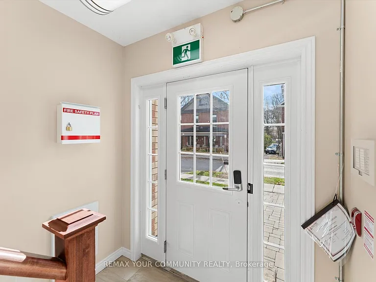 443 Timothy St #1 — Photo 6