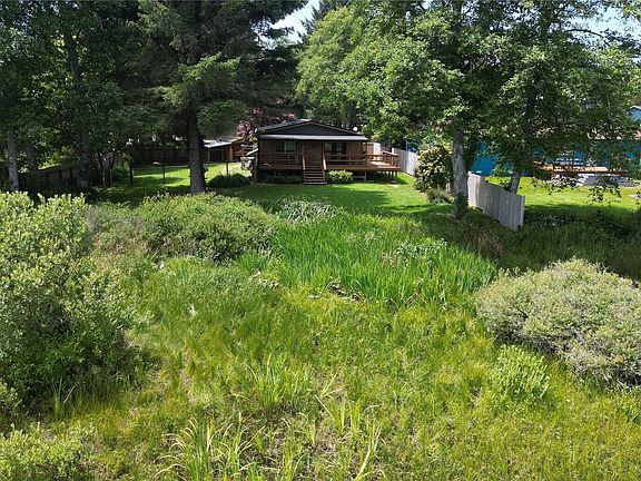 4th image of 24004 Birch Place