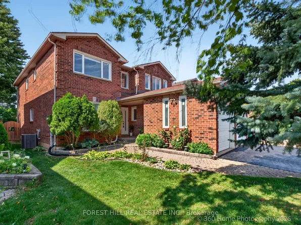 6108 Osprey Blvd, Mississauga, ON L5N 5W5