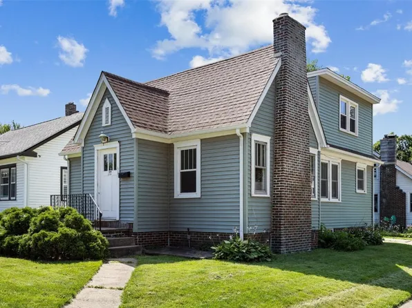 1603 J Ave NE, Cedar Rapids, IA 52402