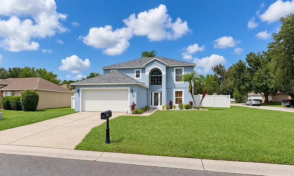 913 Turnstone Ln