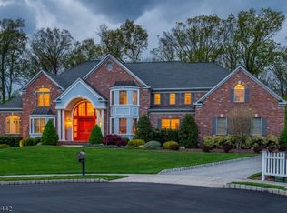 14 Adams Way, Towaco, NJ 07082