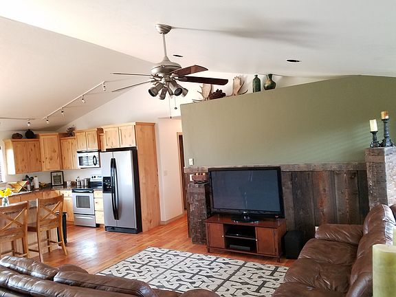 3rd image of 759 Teague Ave