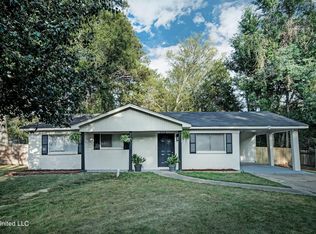 3256 Suncrest Dr, Jackson, MS 39212