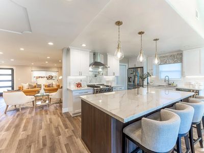 2423 Washington Ave, Redwood City, CA, 94061