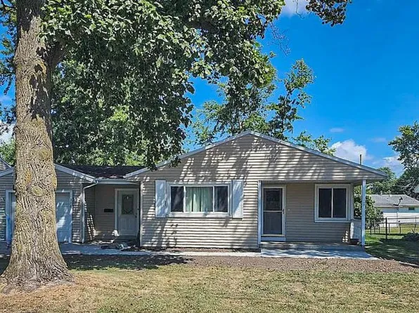 8006 E County Road 550n, Mattoon, IL 61938