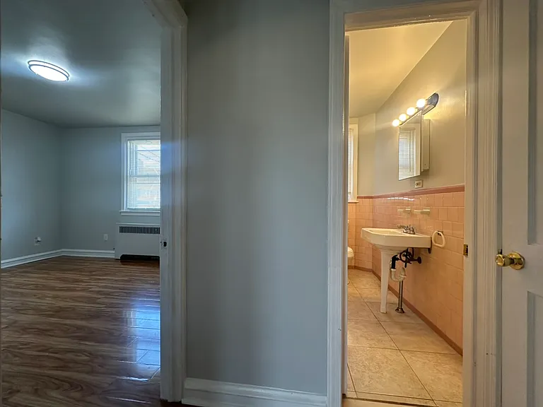 4221 Devereaux St #1 — Photo 9