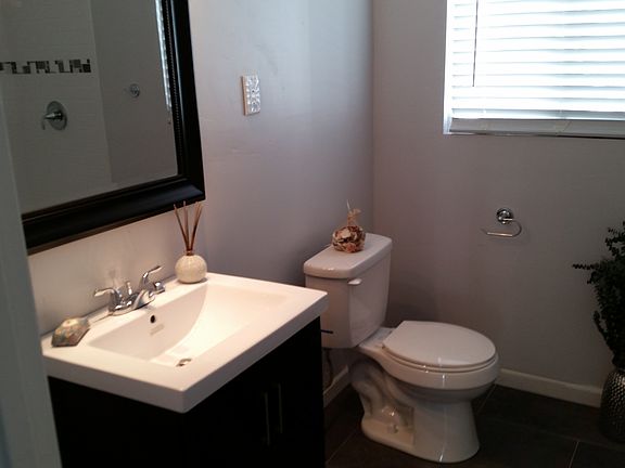4th image of 3132 N Pershing Ave
