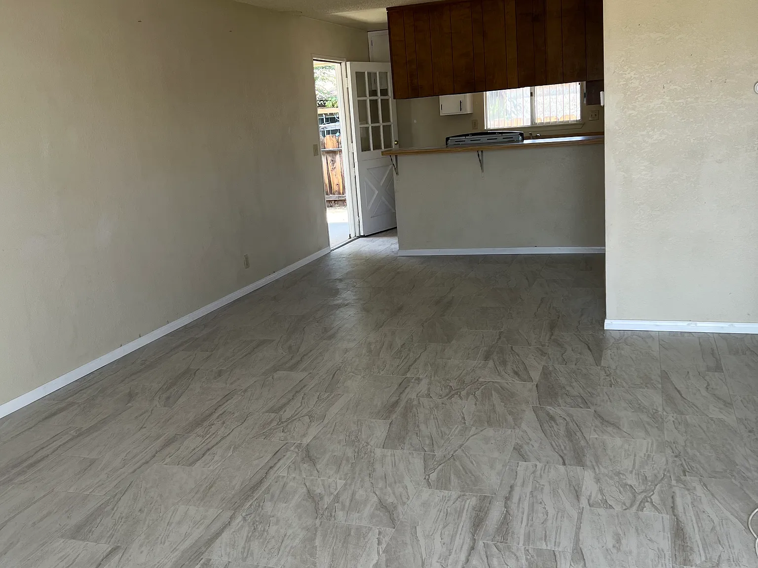 13183 Lakota Rd — Photo 2