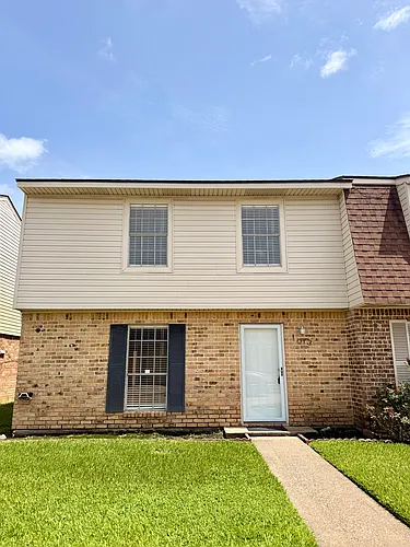 1013 Park Meadow Dr Photo 1