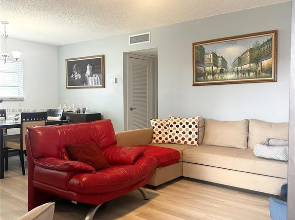 5300 Washington St APT C311, Hollywood, FL 33021