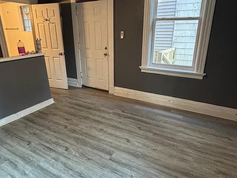843 Fairbanks Ave — Photo 10