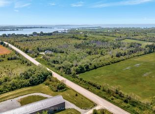 19487 Loyalist Pkwy, Prince Edward County, ON K0K 2T0