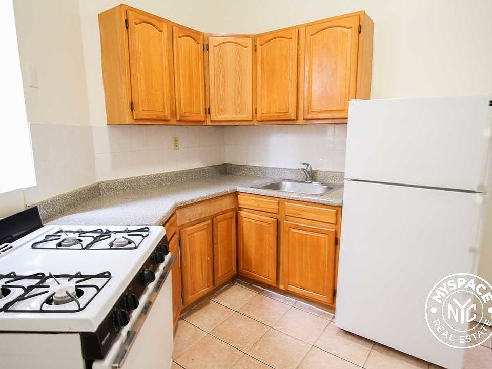 1st image of 276 Throop Ave APT 1B