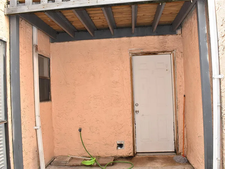 11411 Harwin Dr #19 — Photo 14