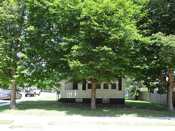 2nd image of 605 Oconor Ave