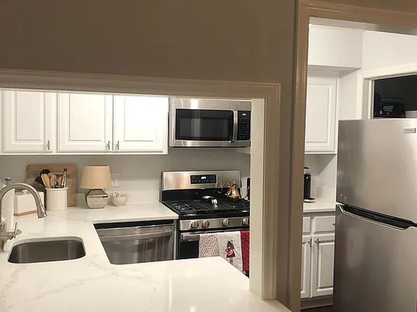 3733 Jamestown Cir, Raleigh, NC 27609