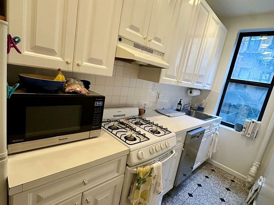 1st image of 405 E 72nd St APT 2G