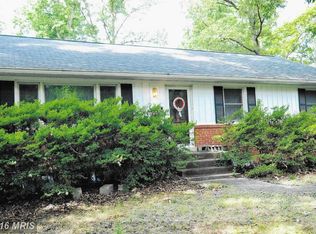 3700 Hummer Rd, Annandale, VA 22003