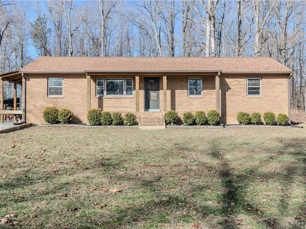 1614 Oak Ln, Powhatan, VA 23139