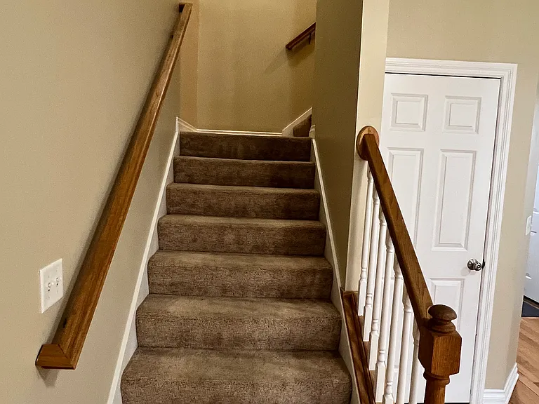 2122 Clinton St — Photo 15