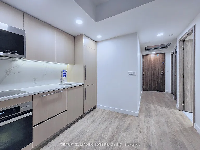 38 Widmer St #1009 — Photo 8
