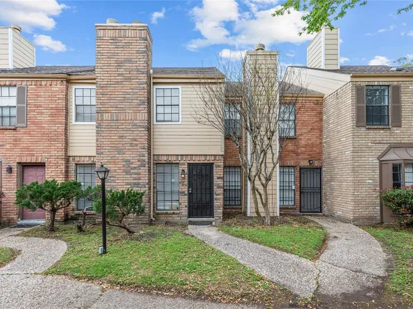 9901 Sharpcrest Street #L4, Houston, TX 77036