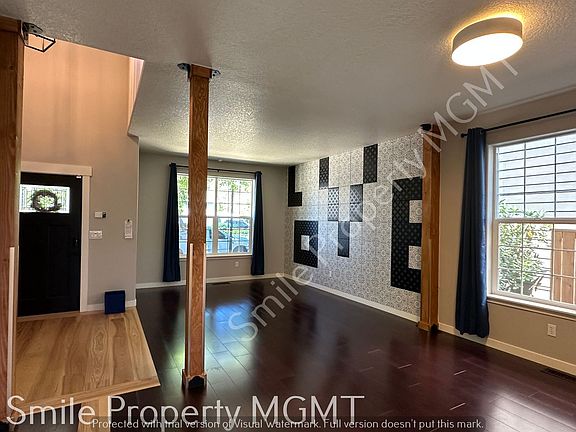 5th image of 4524 SE Oakhurst St