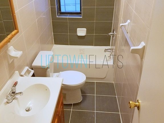 4th image of 2484 A C Powell Blvd APT 7