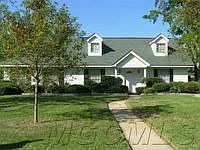 1st image of 2501 Parkwood Pl