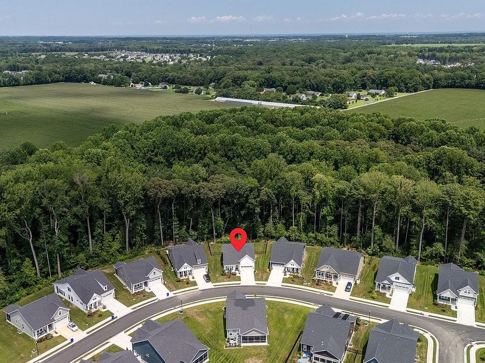 1st image of 31071 Silver Maple Dr