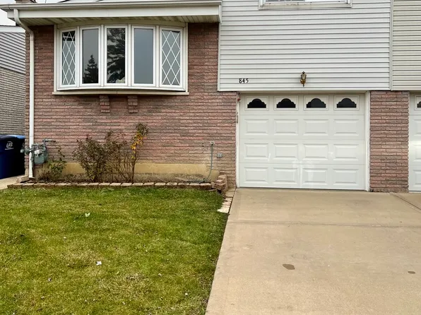 845 Beau Dr, Des Plaines, IL 60016